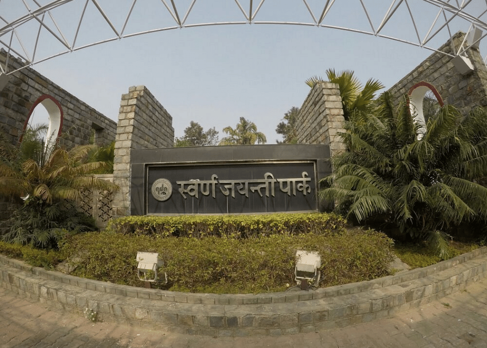 Swarn jaynti park