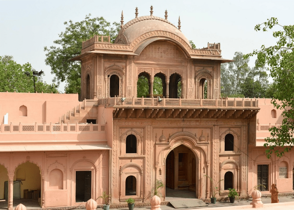 Raja Nahar Singh fort